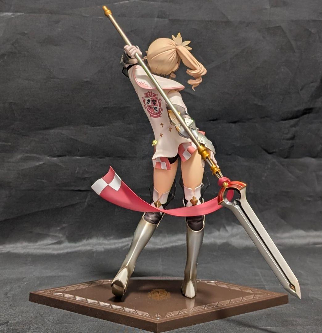 アリーシャ フィギュア