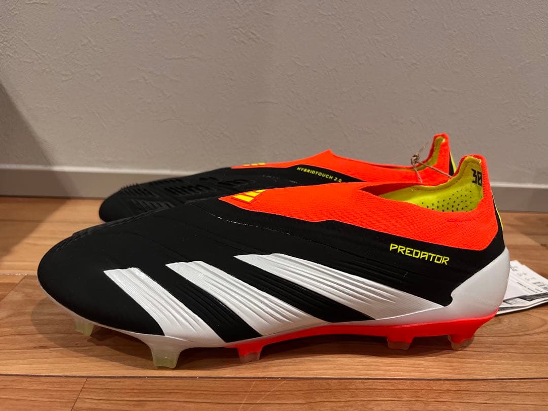 adidas Predator スパイク　天然芝 25センチ