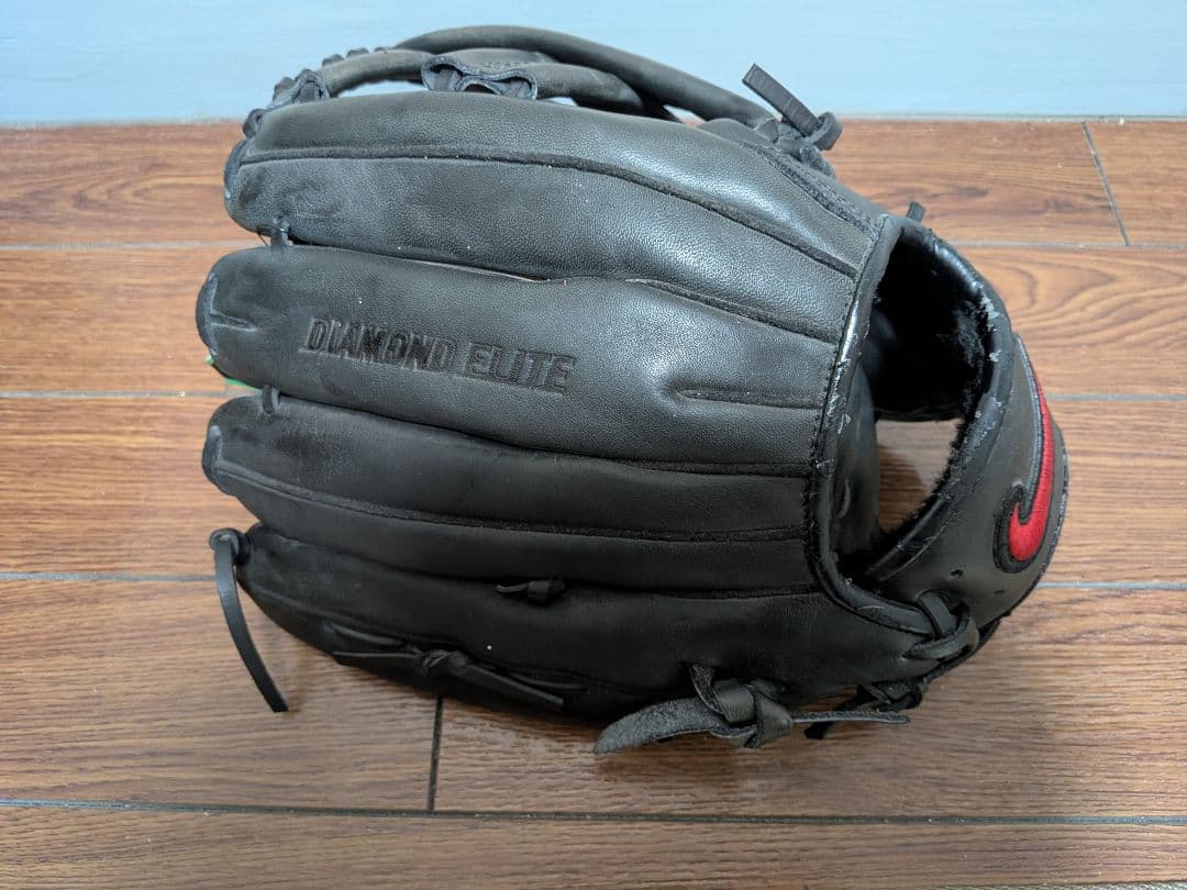 Nike Diamond Elite 軟式グローブ