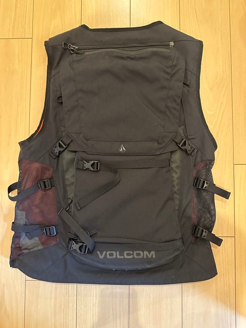 VOLCOM(ボルコム)IGUCHI SLACK VEST イグチスラックベスト