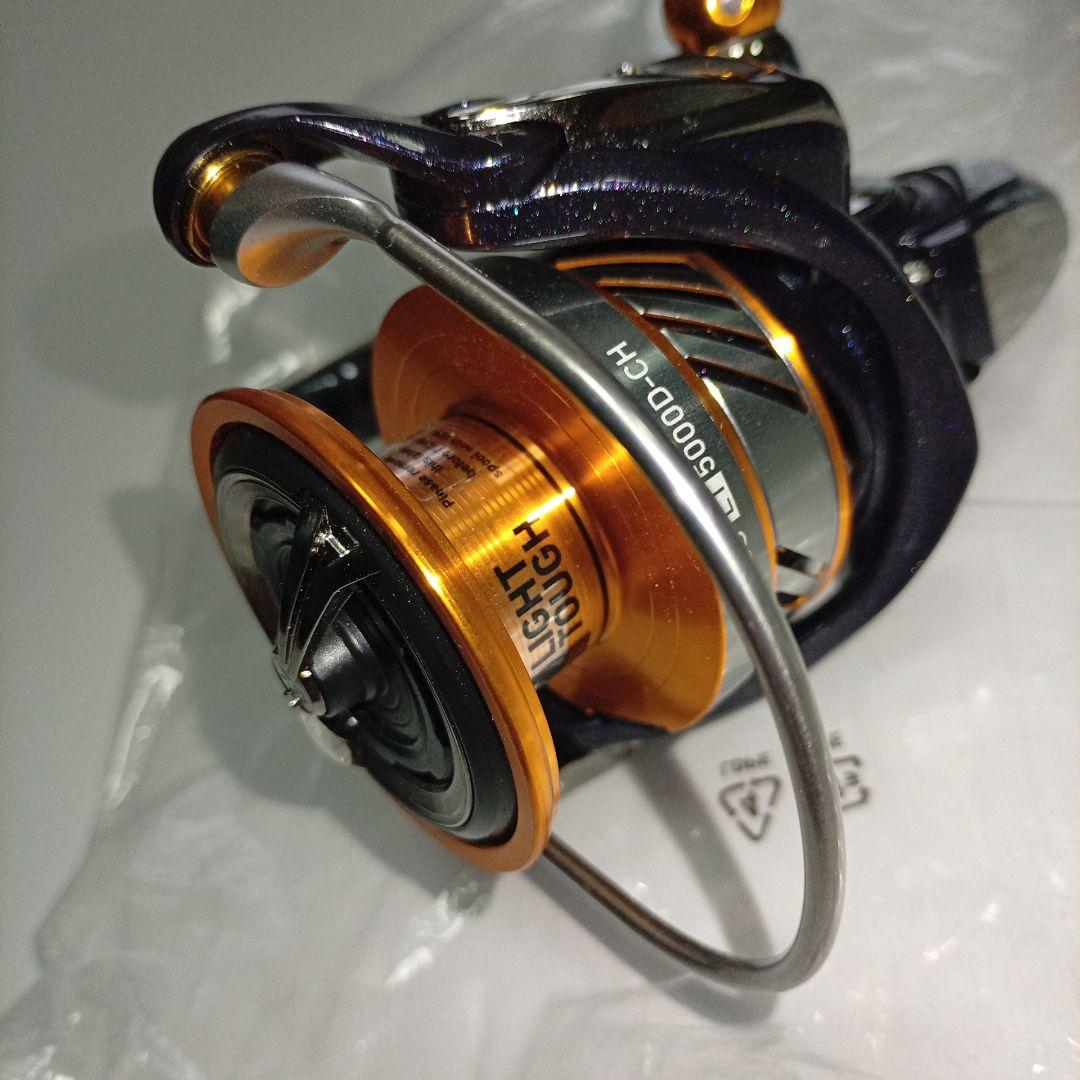 DAIWA REVROS LT5000D-CH スピニングリール ダイワ