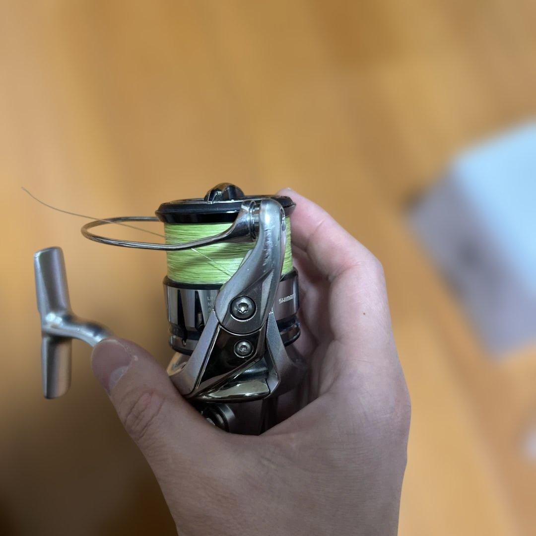 SHIMANO STRADIC C3000HG スピニングリール