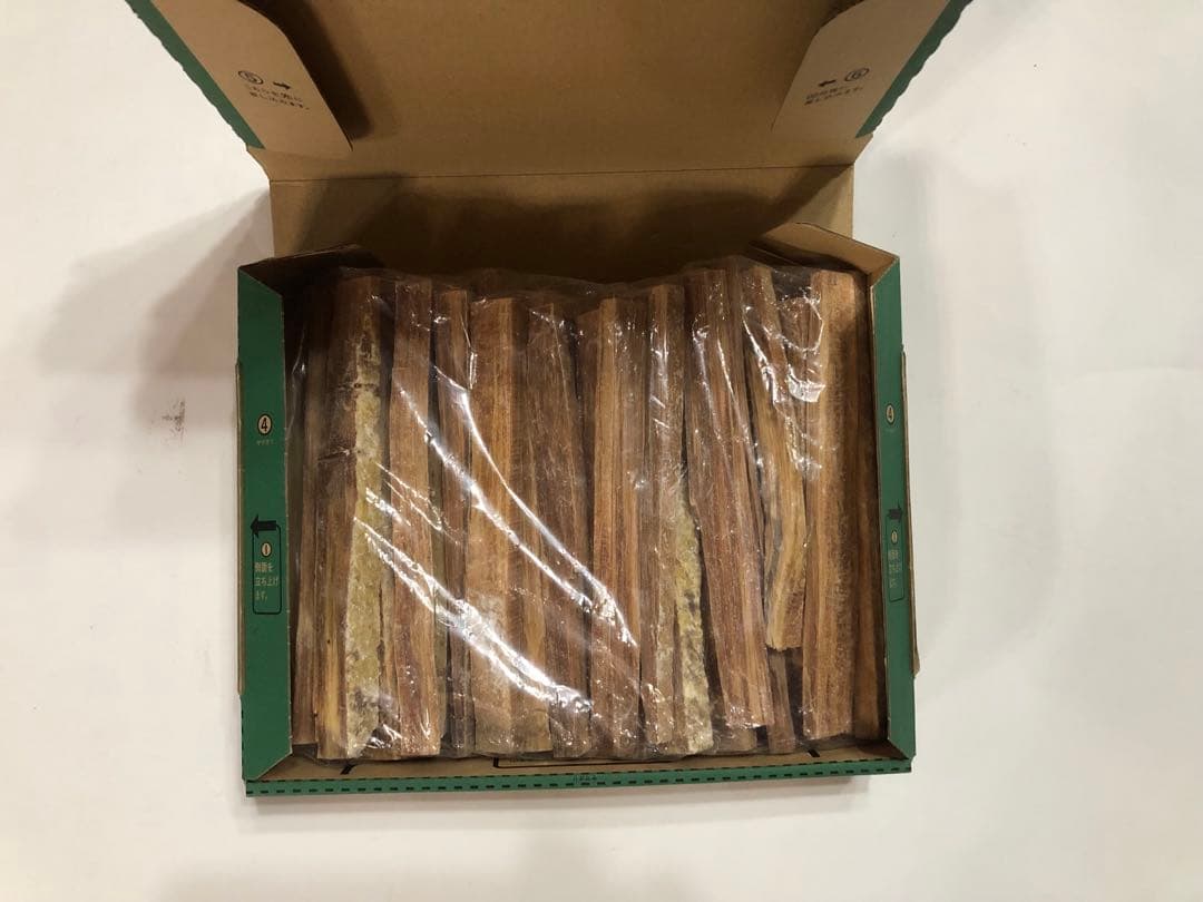 ファットウッド　1kg 焚き火　キャンプ　暖炉　着火材