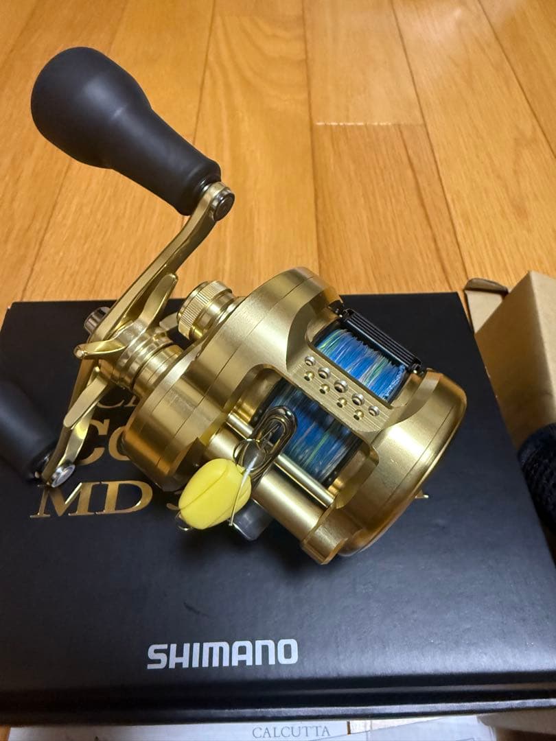 美品　シマノ　カルカッタコンクエストMD 300XGLH