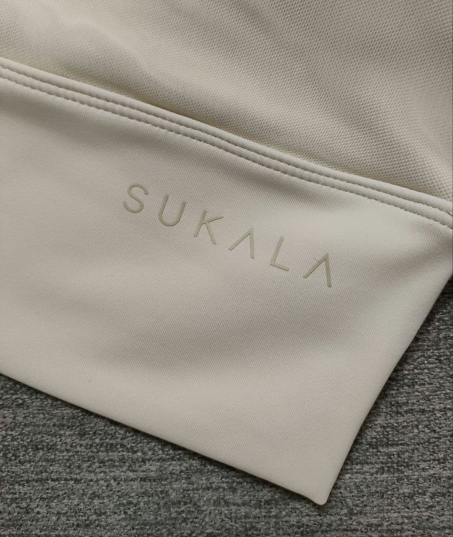 ㉘【美品】SUKALAスカーラ ヨガウェア メッシュトップス M アイボリー