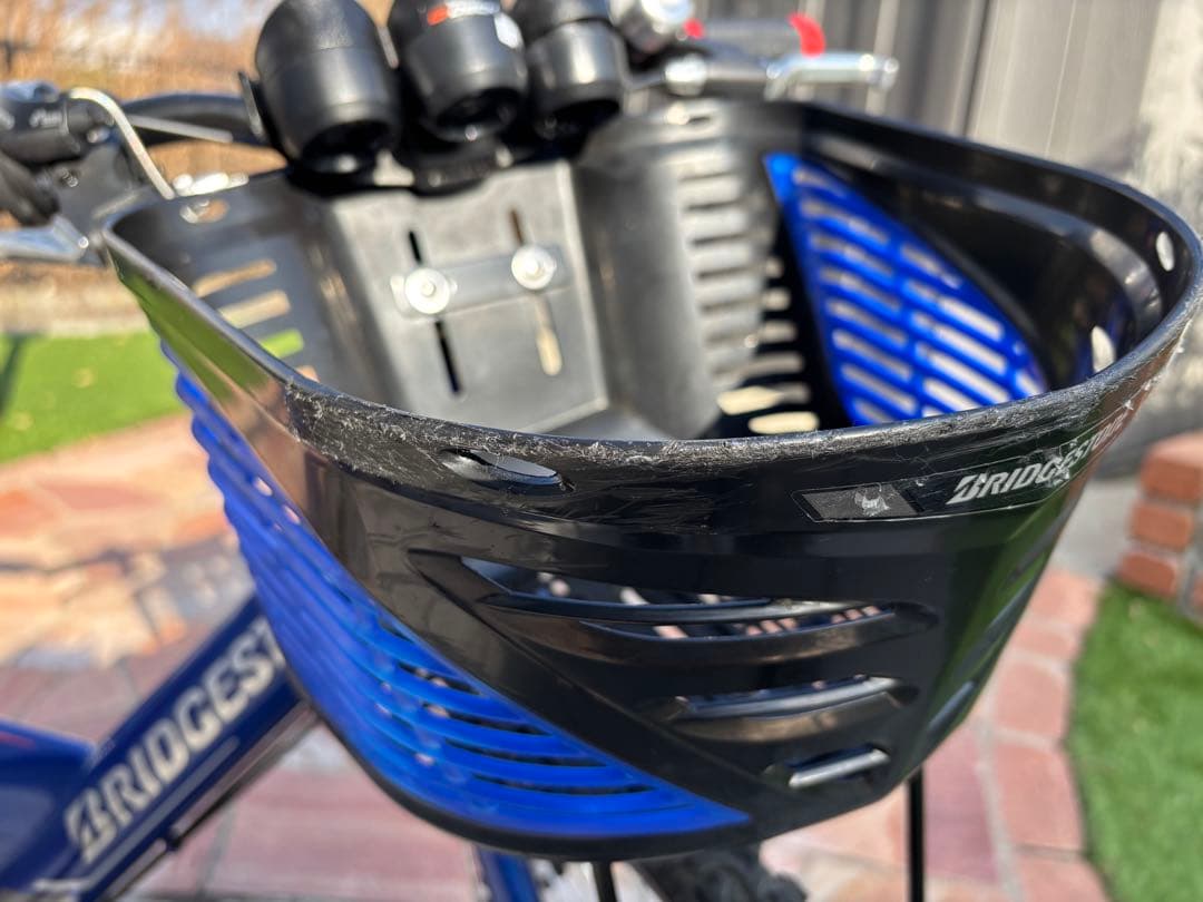 BRIDGESTONE24インチ　キッズサイクル青黒　 直接受け渡し