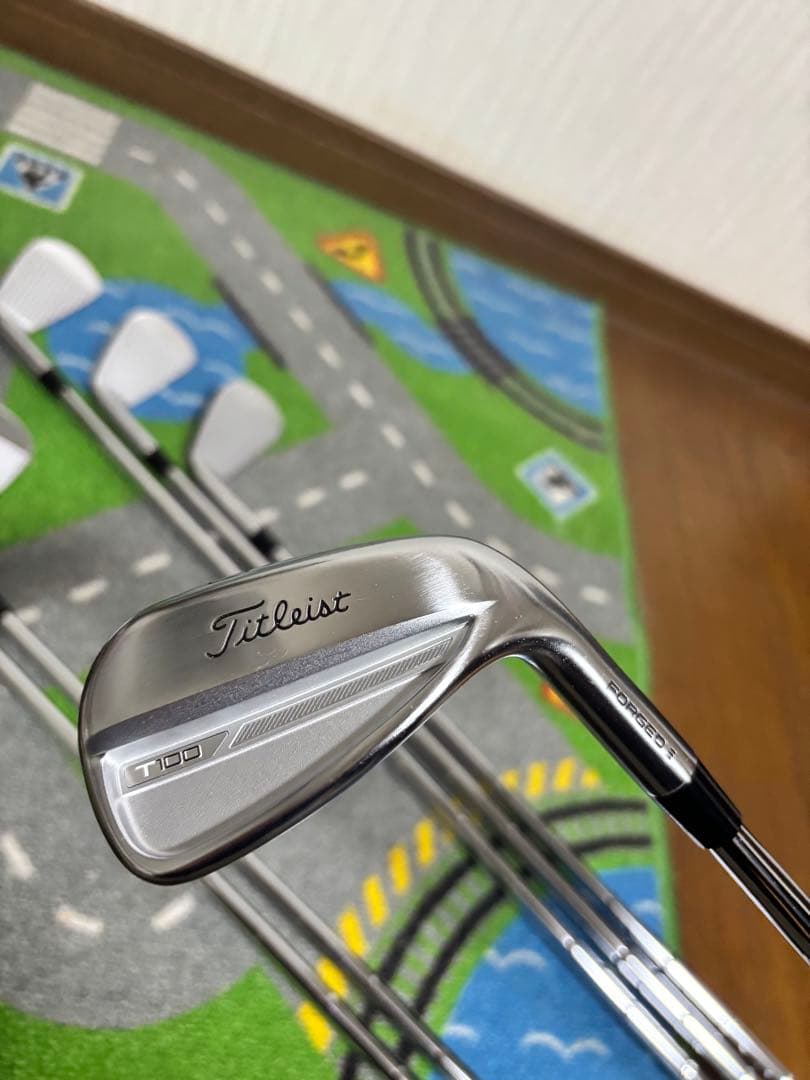 美品 タイトリスト T100（2023)アイアン DGS200 5I〜PW