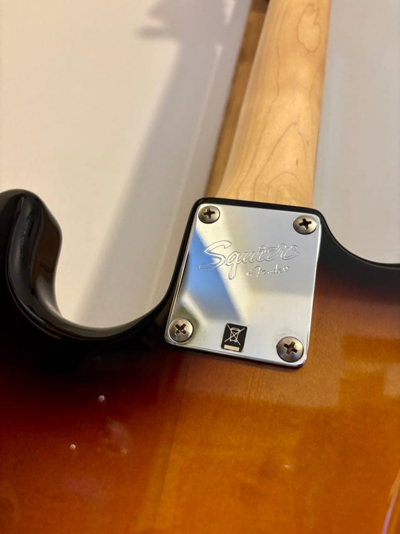 Squier Affinity Stratocaster サンバースト