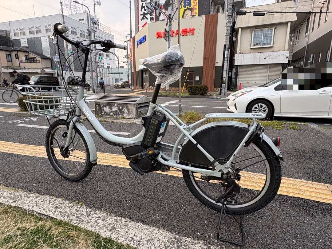 035中古ブリヂストン電動アシスト自転車　12.8Ah 大阪