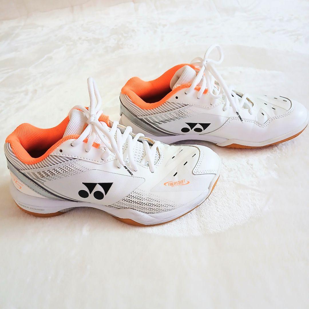 YONEX バドミントンシューズ 24.5cm ホワイト/オレンジ