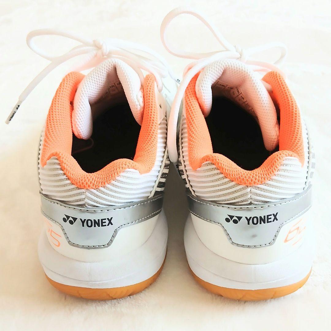 YONEX バドミントンシューズ 24.5cm ホワイト/オレンジ
