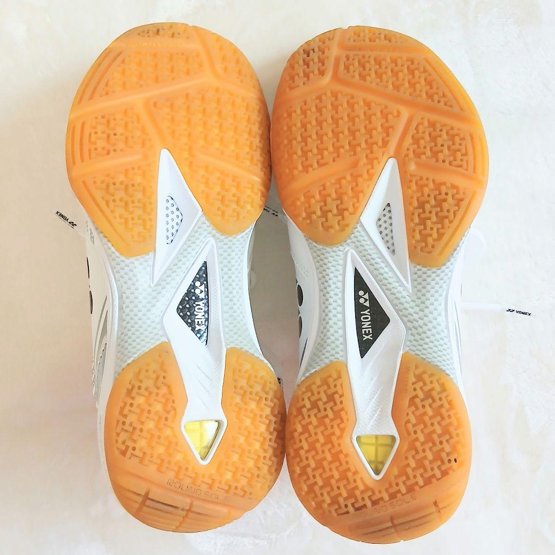 YONEX バドミントンシューズ 24.5cm ホワイト/オレンジ