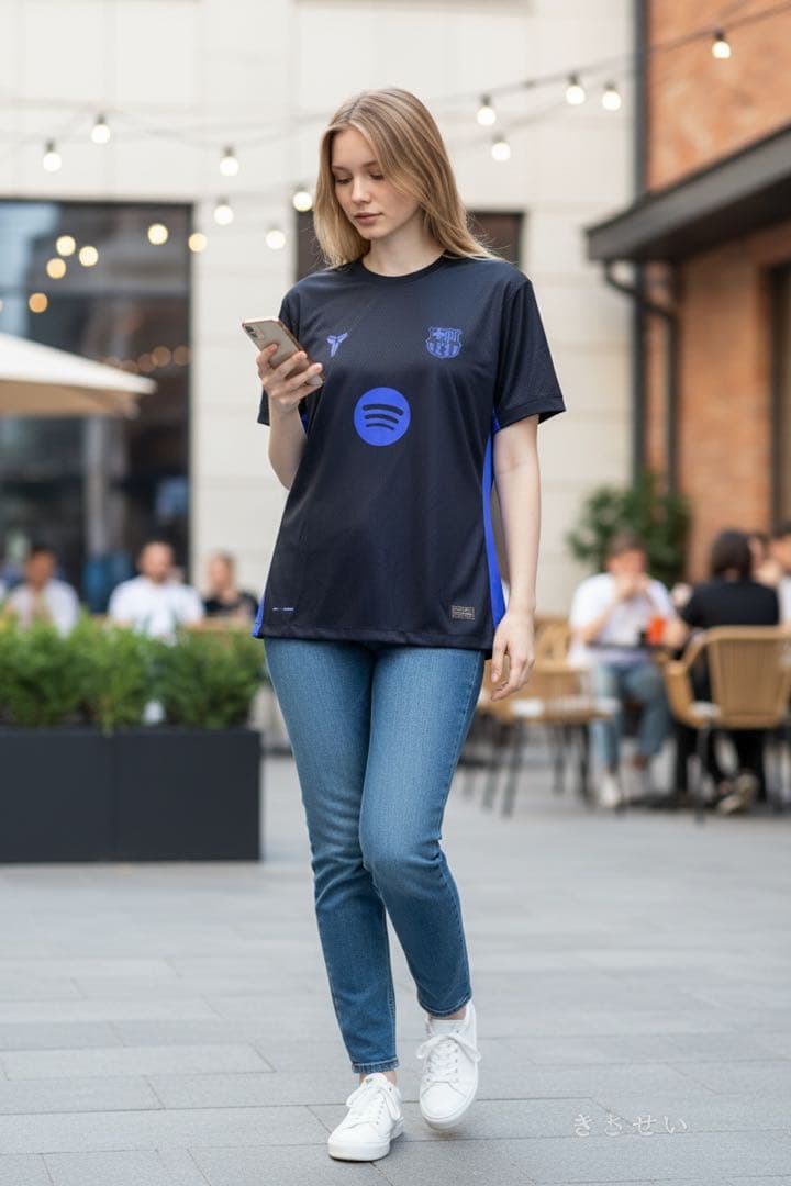 日本未販売バルセロナ Tシャツ 半袖 黒/青