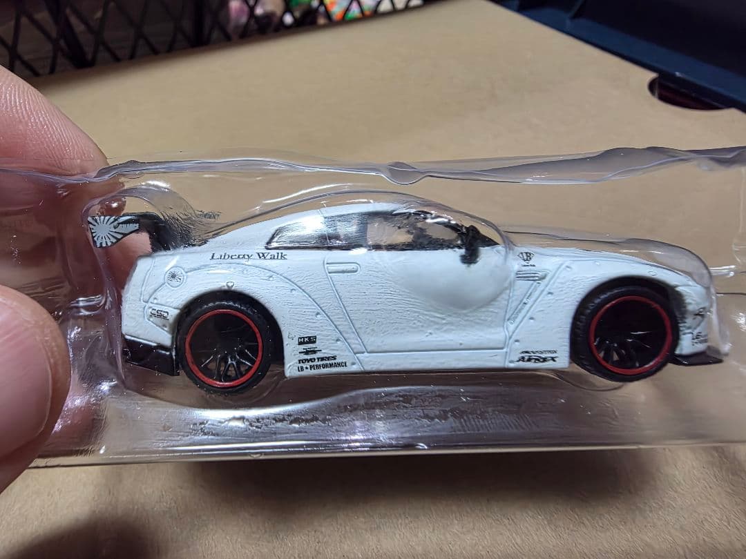 ミニカー Liberty Walk Nissan GT-R Matte White