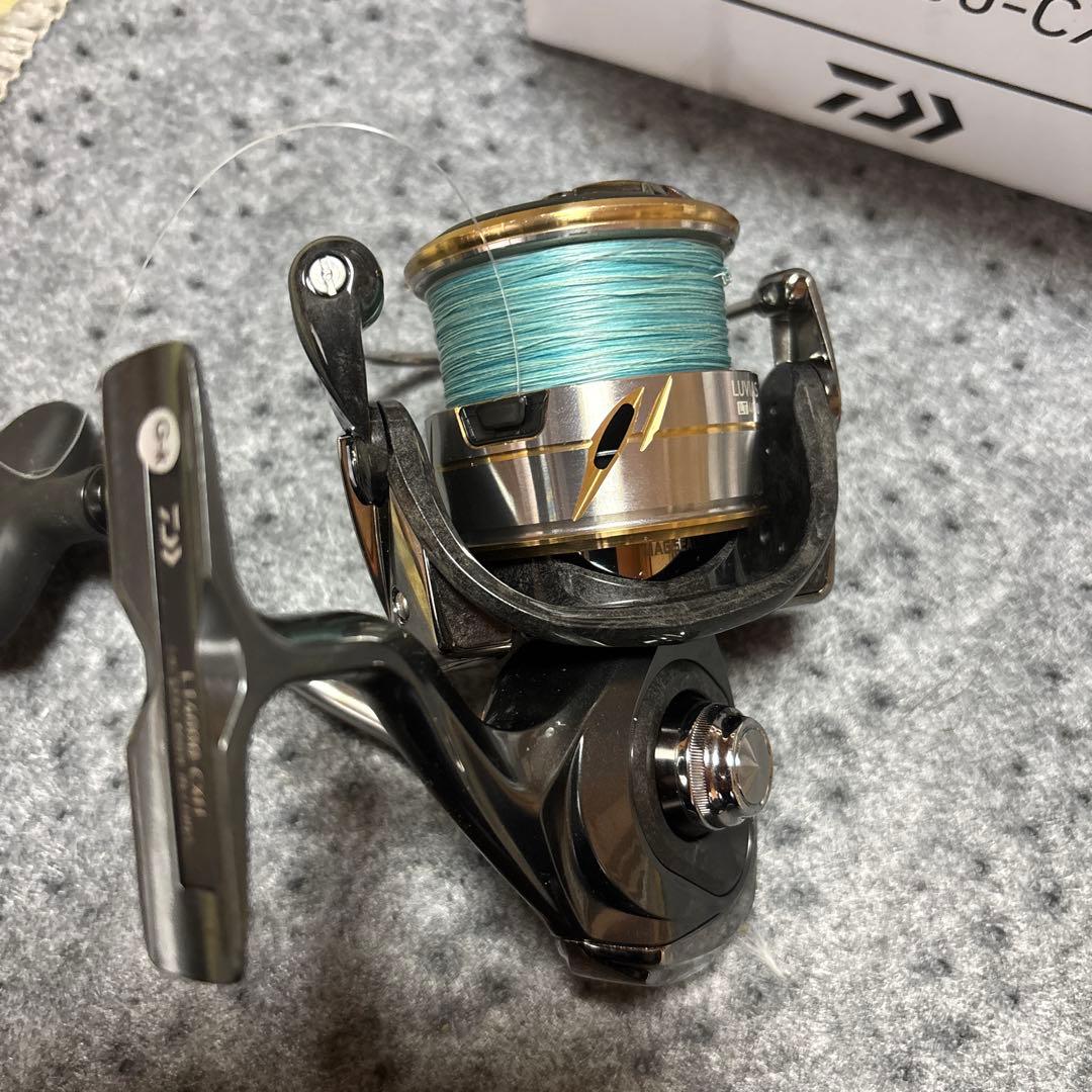 DAIWA LUVIAS LT 4000-CXH スピニングリール