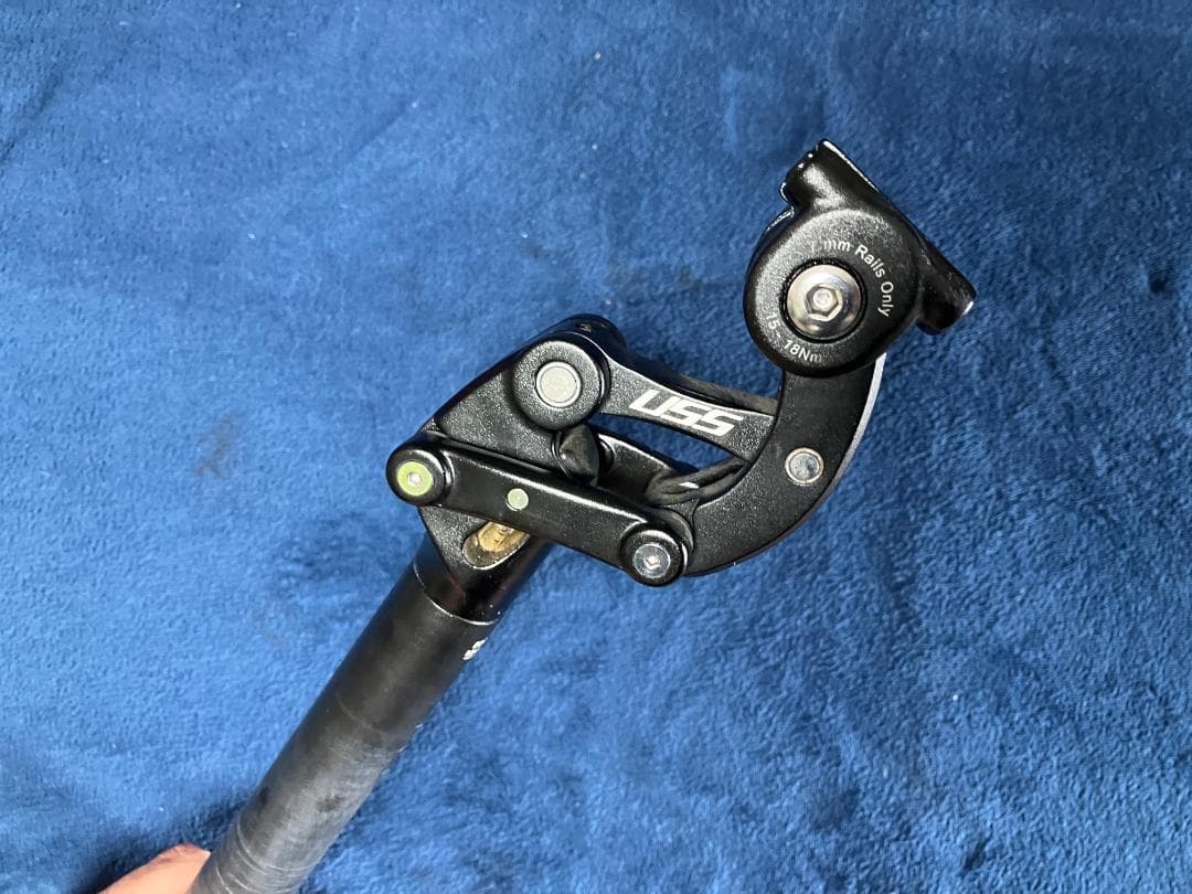 サスペンションシートポスト Safort 27.2mm