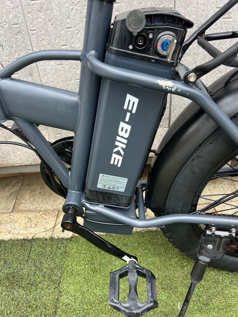 ぽ*さ様 E-BIKE 電動自転車　折りたたみ式