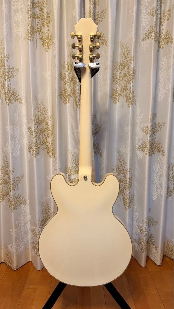 Epiphone ES-355 Alpine White ビグスビー