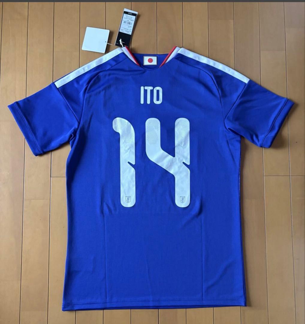 サッカー日本代表2026 ホーム レプリカ ユニフォーム No.14 伊東 純也