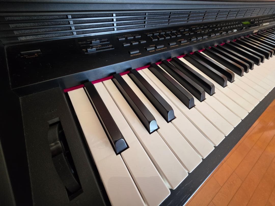 【引き取り限定】ローランド電子ピアノ Roland KR-4500