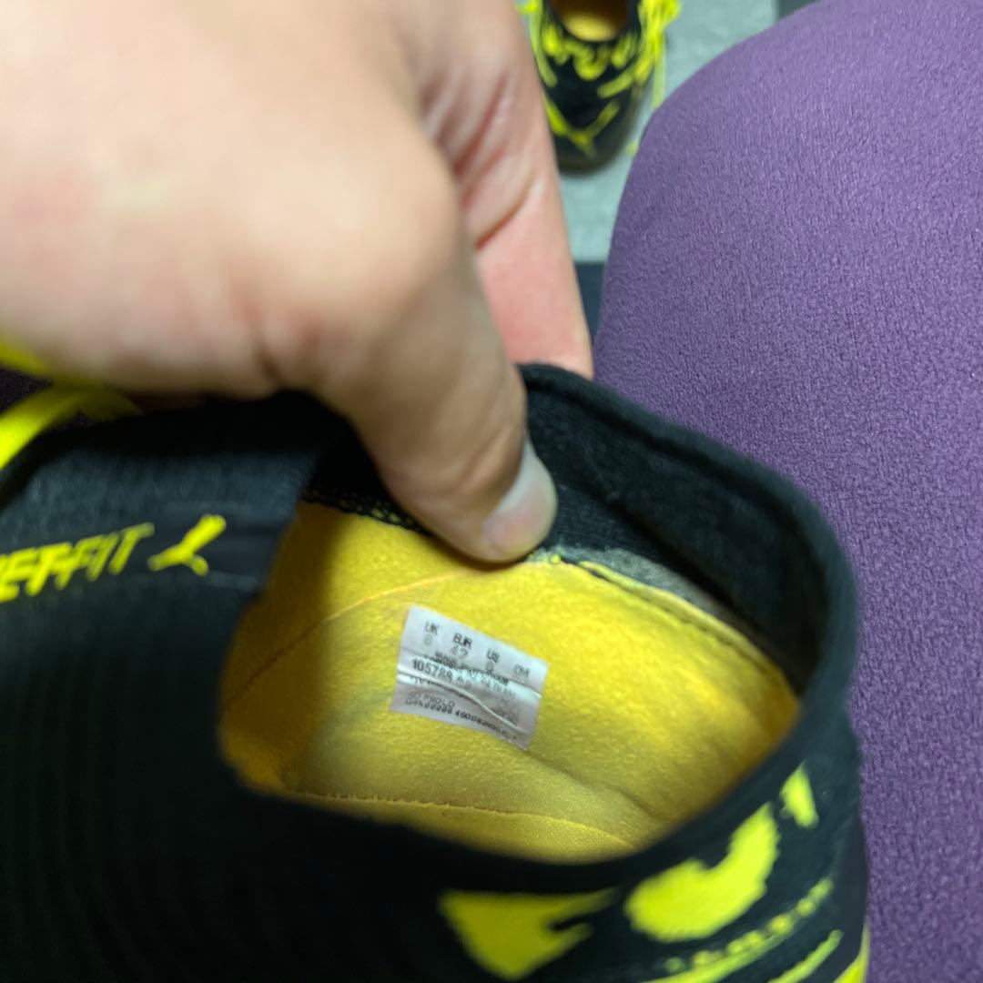 サッカースパイク プーマ SG