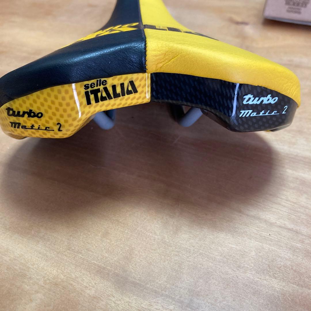 selle ITALIA サドル 黒/黄