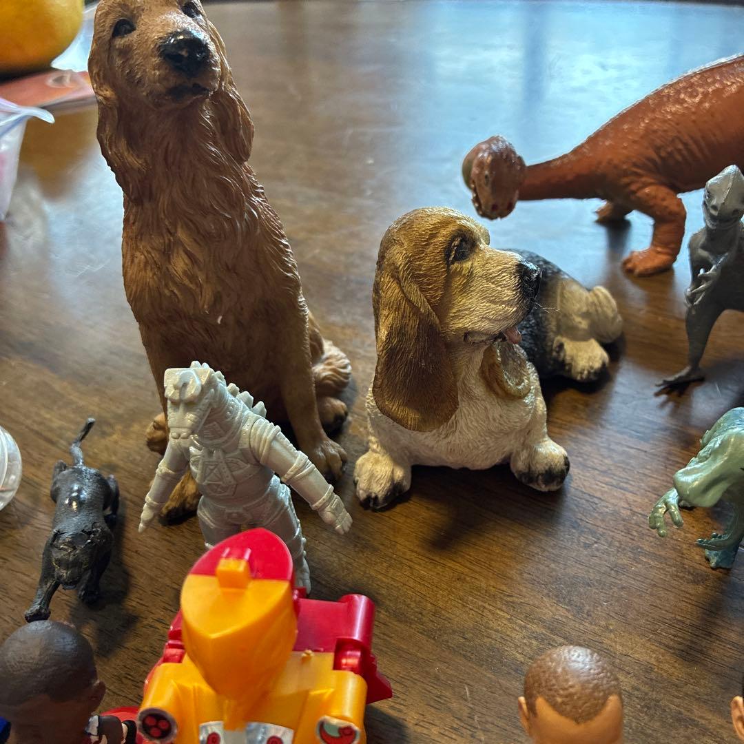 フィギュアセット ミッキー・恐竜・犬など