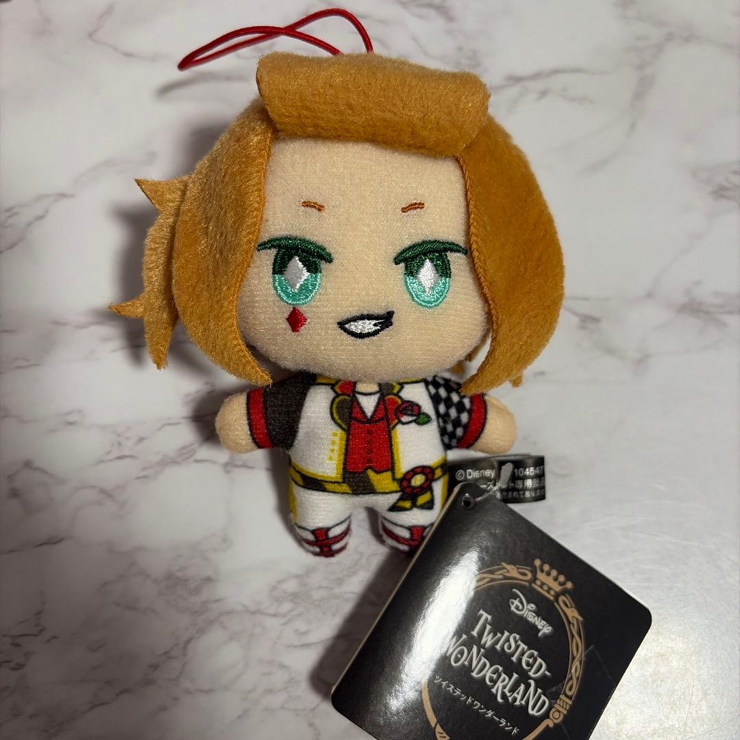 ディズニー ツイステッドワンダーランド ぬいぐるみ マスコット ハーツラビュル寮
