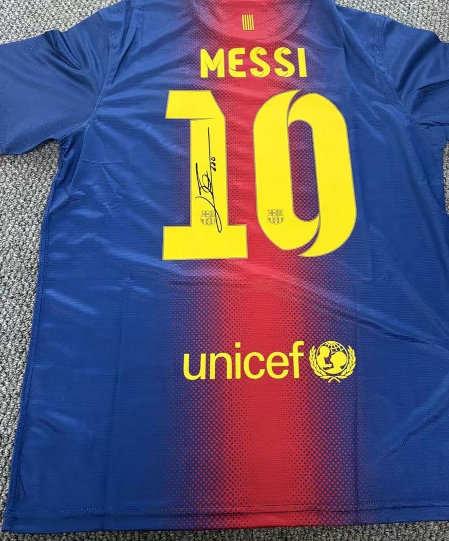 a*i様 メッシ 直筆サイン MESSI10 FCバルセロナ Icons証明書付