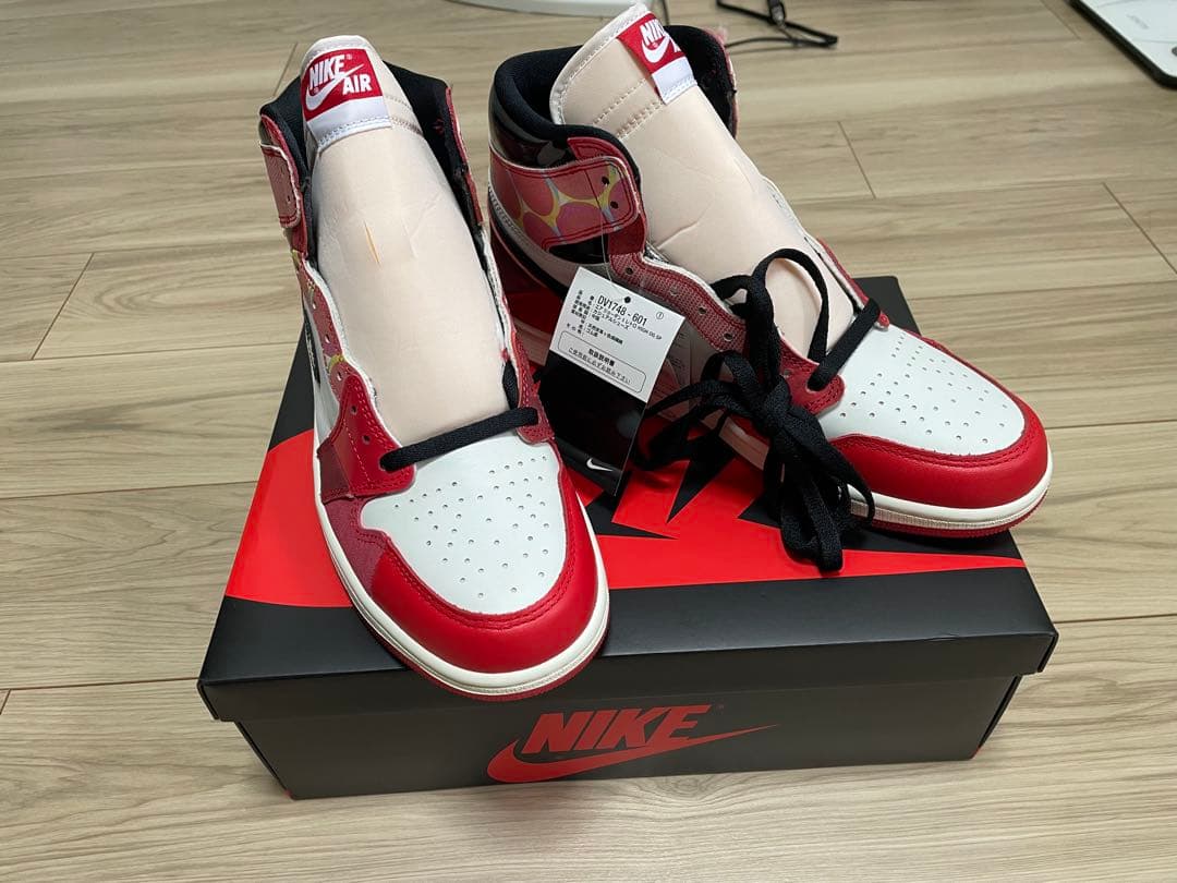 再再！値下げNike Air Jordan 1 スパイダーマンハイカットシューズ
