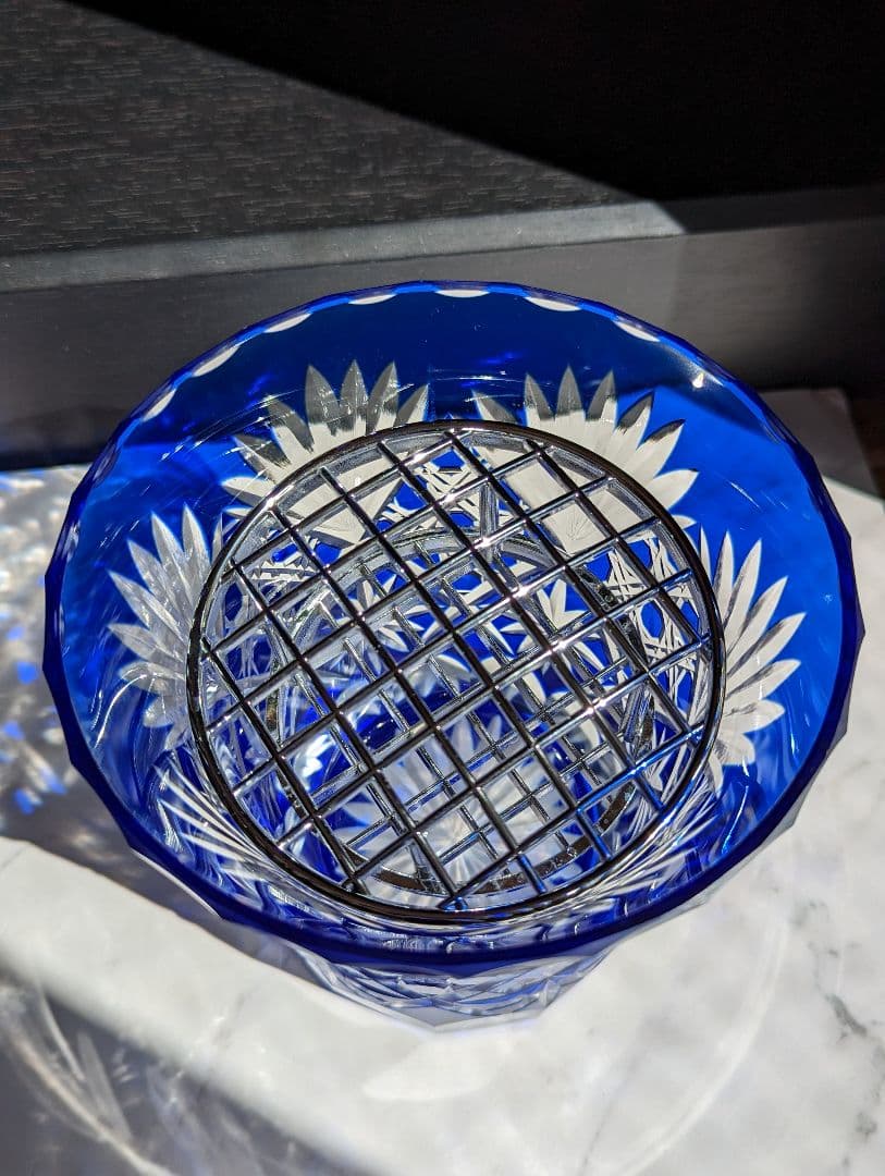 フラワースタンド 創作ガラス 藍色切子 曽根工芸　樋口陽久デザイン