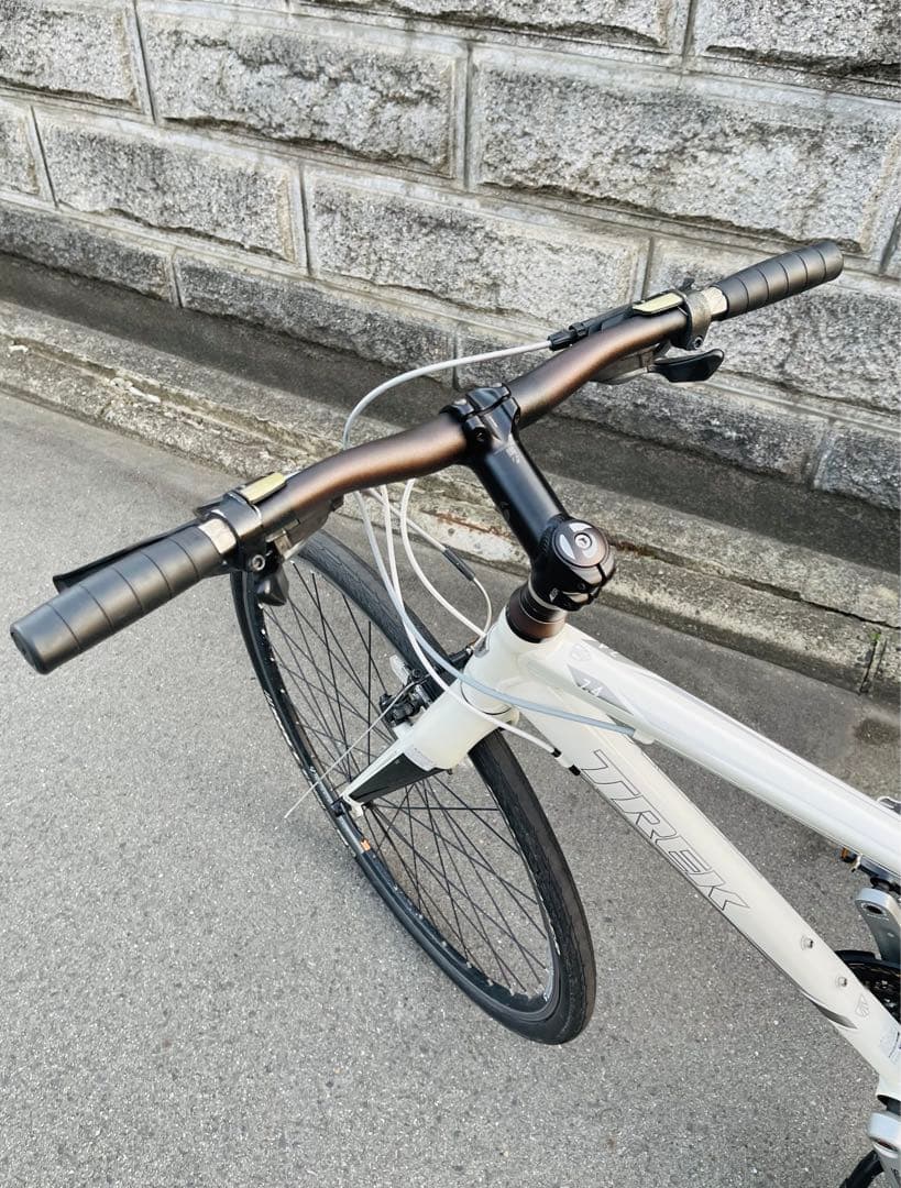 TREK 7.4FX クロスバイク 2014年式 Fフォークカーボン　大阪引取