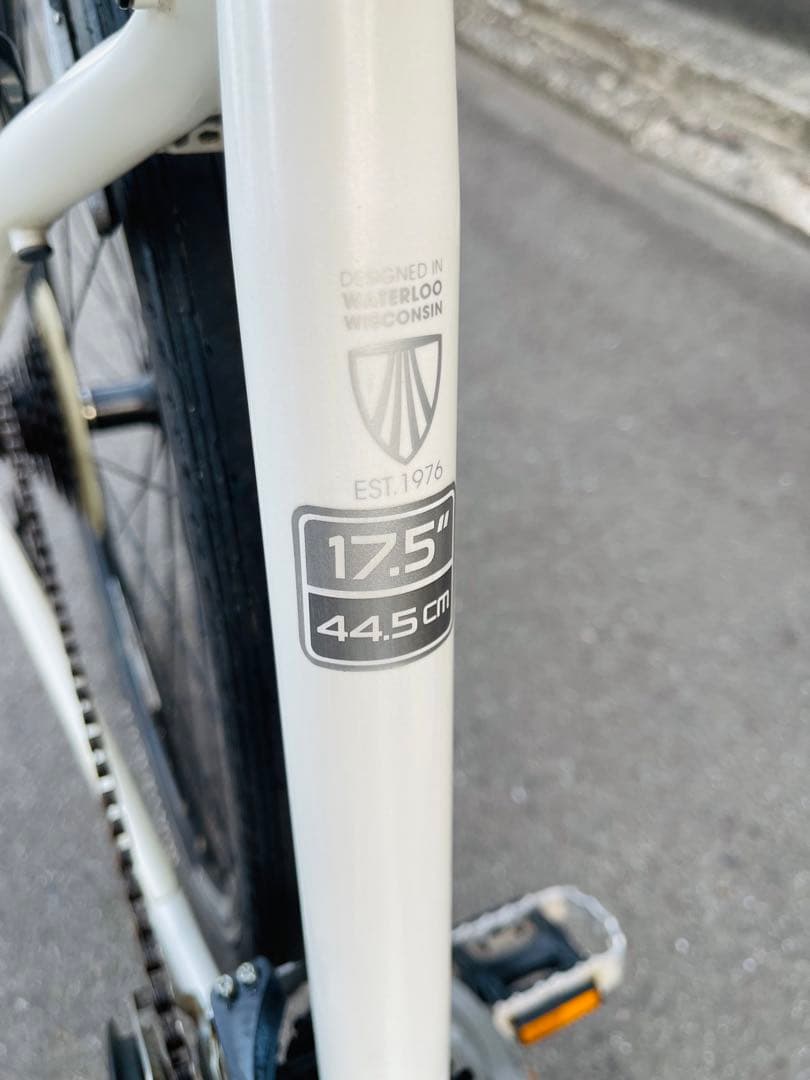 TREK 7.4FX クロスバイク 2014年式 Fフォークカーボン　大阪引取