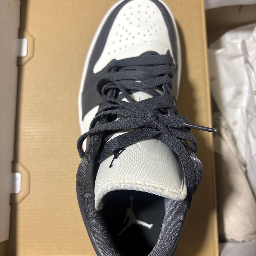 Nike Air Jordan 1 Low グレー/ホワイト 24.5
