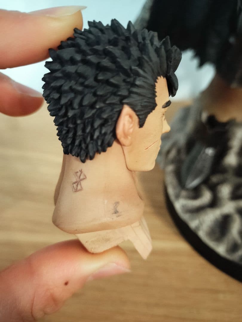 ベルセルク ガッツ 1/6スケールスタチュー ロスト・チルドレンの章 黒い剣士