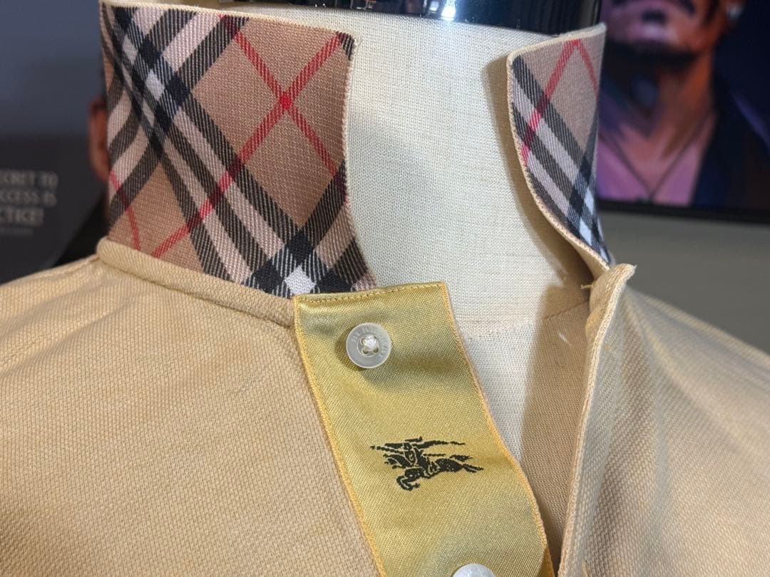 BURBERRY ベージュ 長袖ポロシャツ