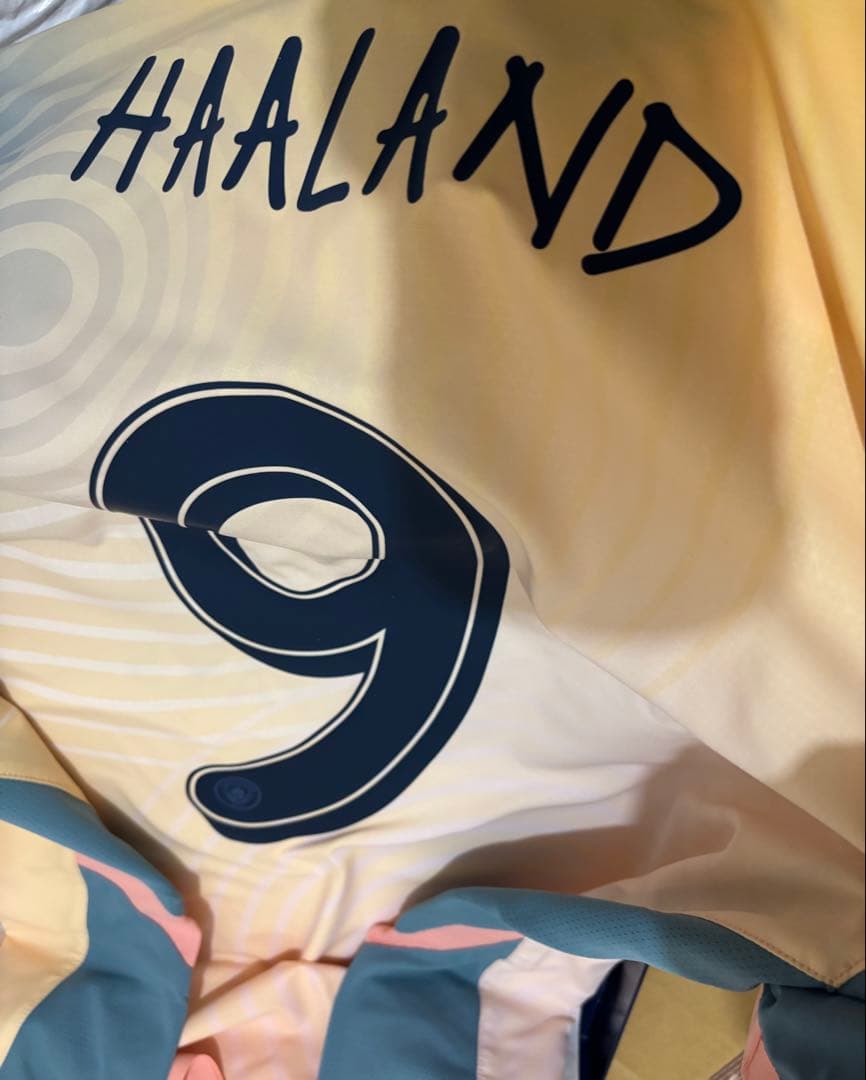 Oasis デフィニットリー・シティ Man Cityユニフォーム　限定品