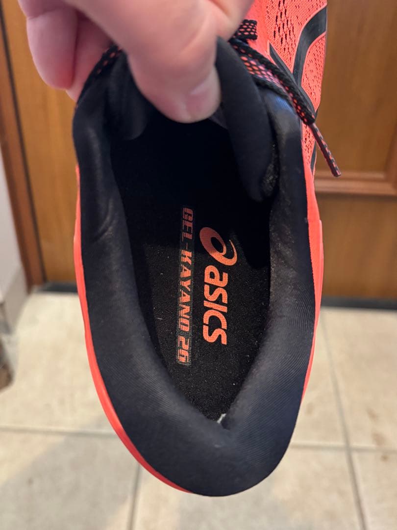 asics GEL-KAYANO 26 オレンジ/ブラック　26.5センチ