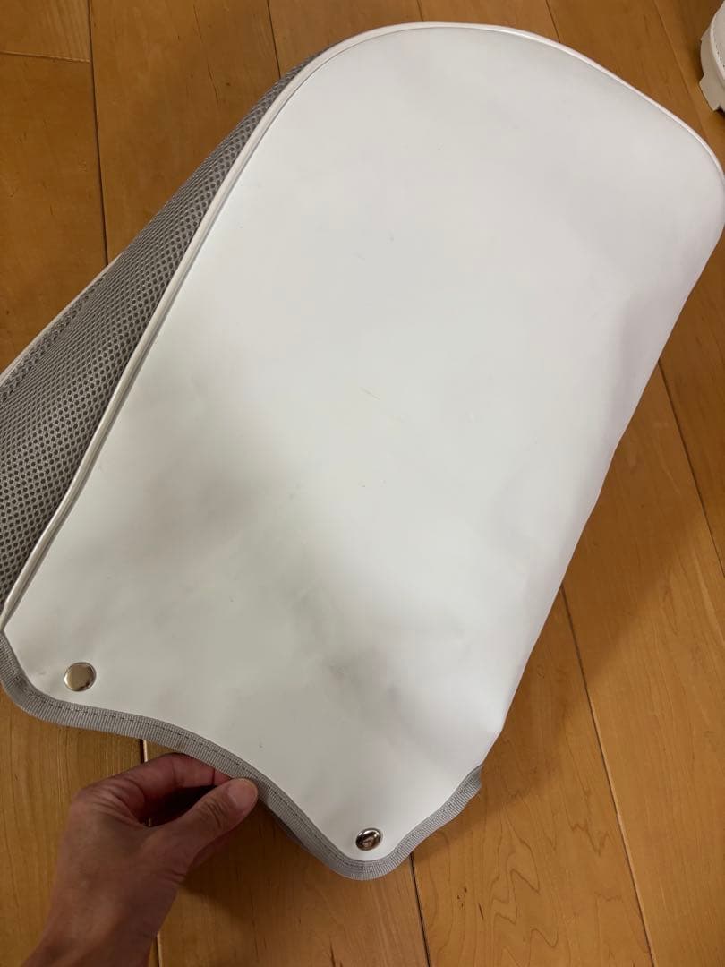 テーラーメイド 　ウィルシャー キャディバッグ　白