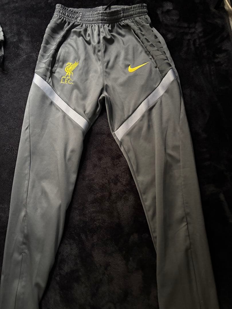 Nike リバプールFC トレーニングウェア