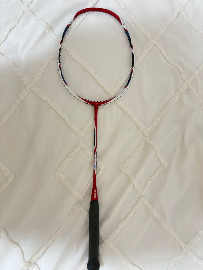 バドミントンヨネックスラケット　ARCSABER11