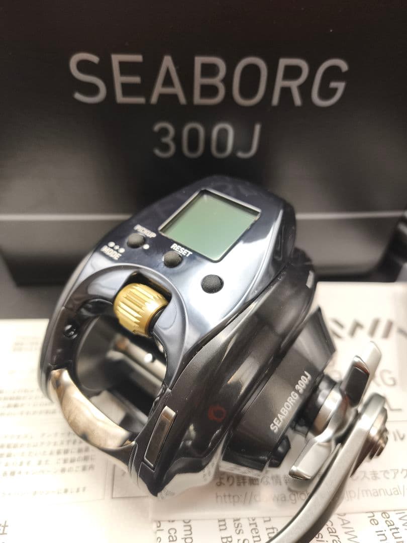 【新品】ダイワ 21 シーボーグ 300J 右巻き 電動リール