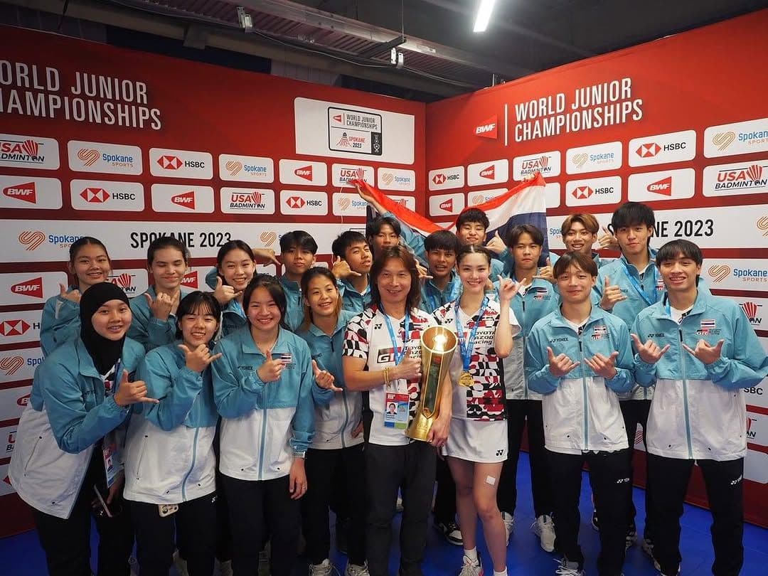 YONEX限定マレーシア/タイ/中国代表選手着用モデル 廃盤支給品LZJ桃田賢斗