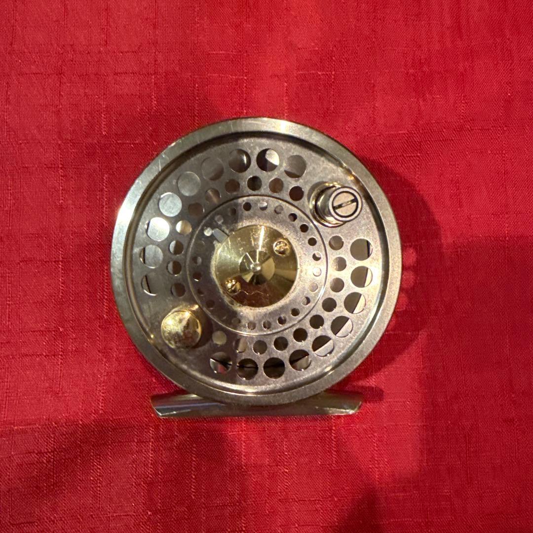 Daiwa Alltmor 200D フライリール