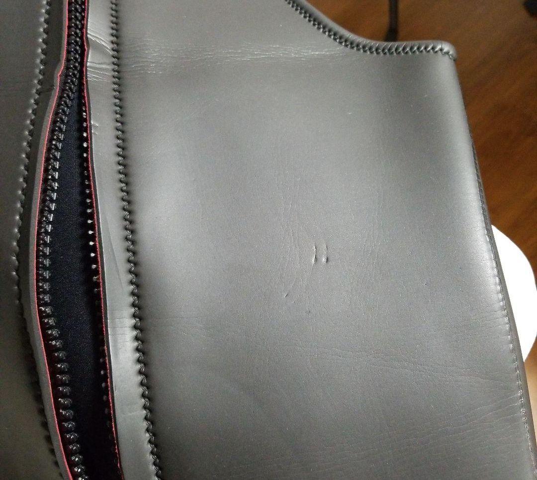 Mahina 高級ベスト値下げ！！　有名人愛用　美品　お値打ち！！