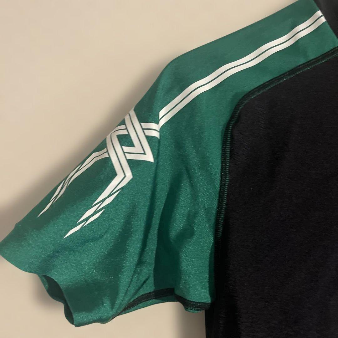 Mizuno 半袖シャツ 黒と緑