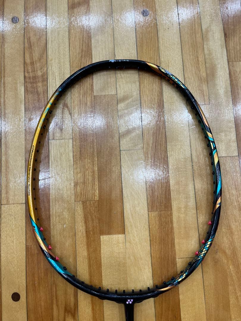 ASTROX 88D PRO アストロックス 88Dプロ バドミントンラケット