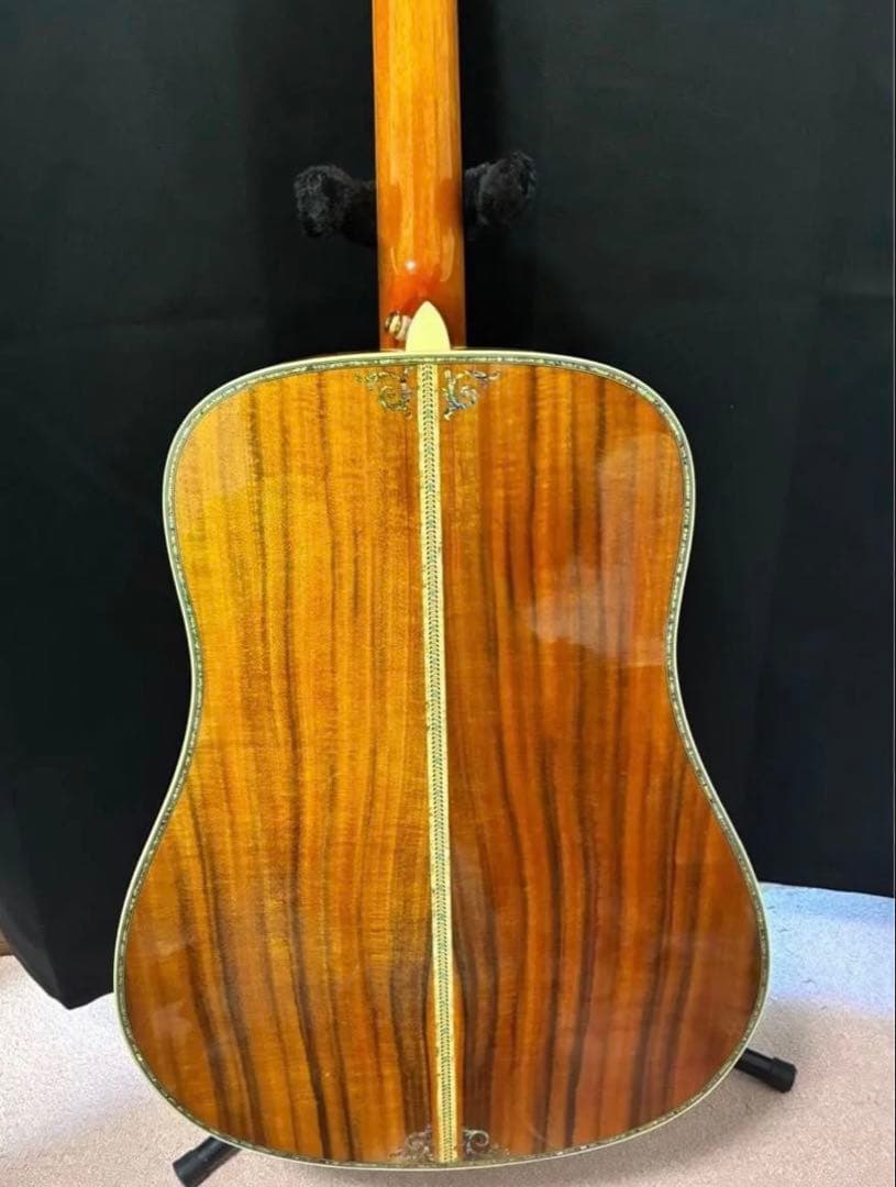 Unknown Guitar インレイギター サムズ、アントニオ工房