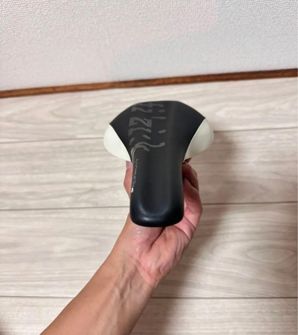 Fizik Antares Carbon 145mm サドル