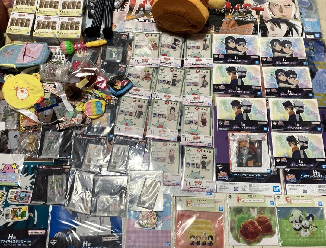 アニメグッズ　大量まとめ売り　160点以上　鬼滅　ナルト　五等分　ドラえもん　他